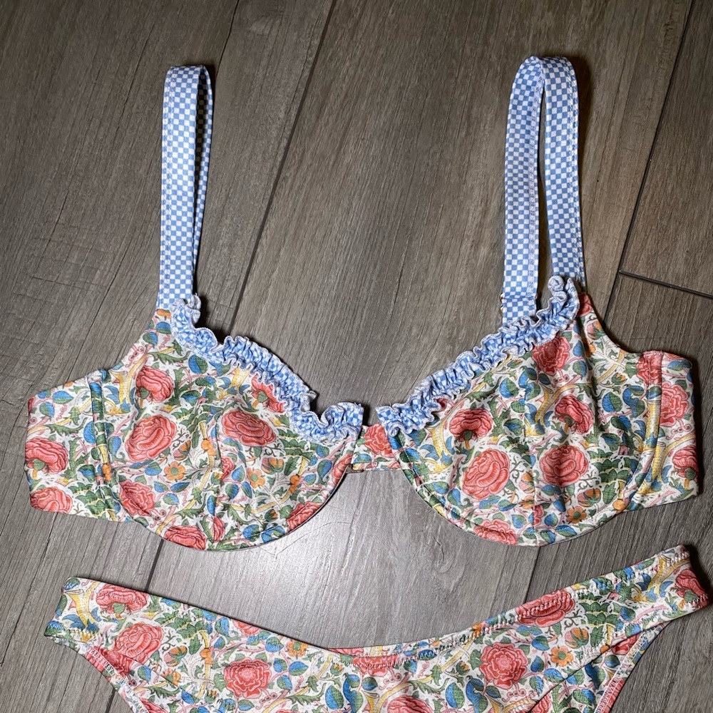 EUC Like New Ladybird Bikini Top (XXL) and Bottom (Large) Floral Ruffle Gingham - Picture 4 of 15